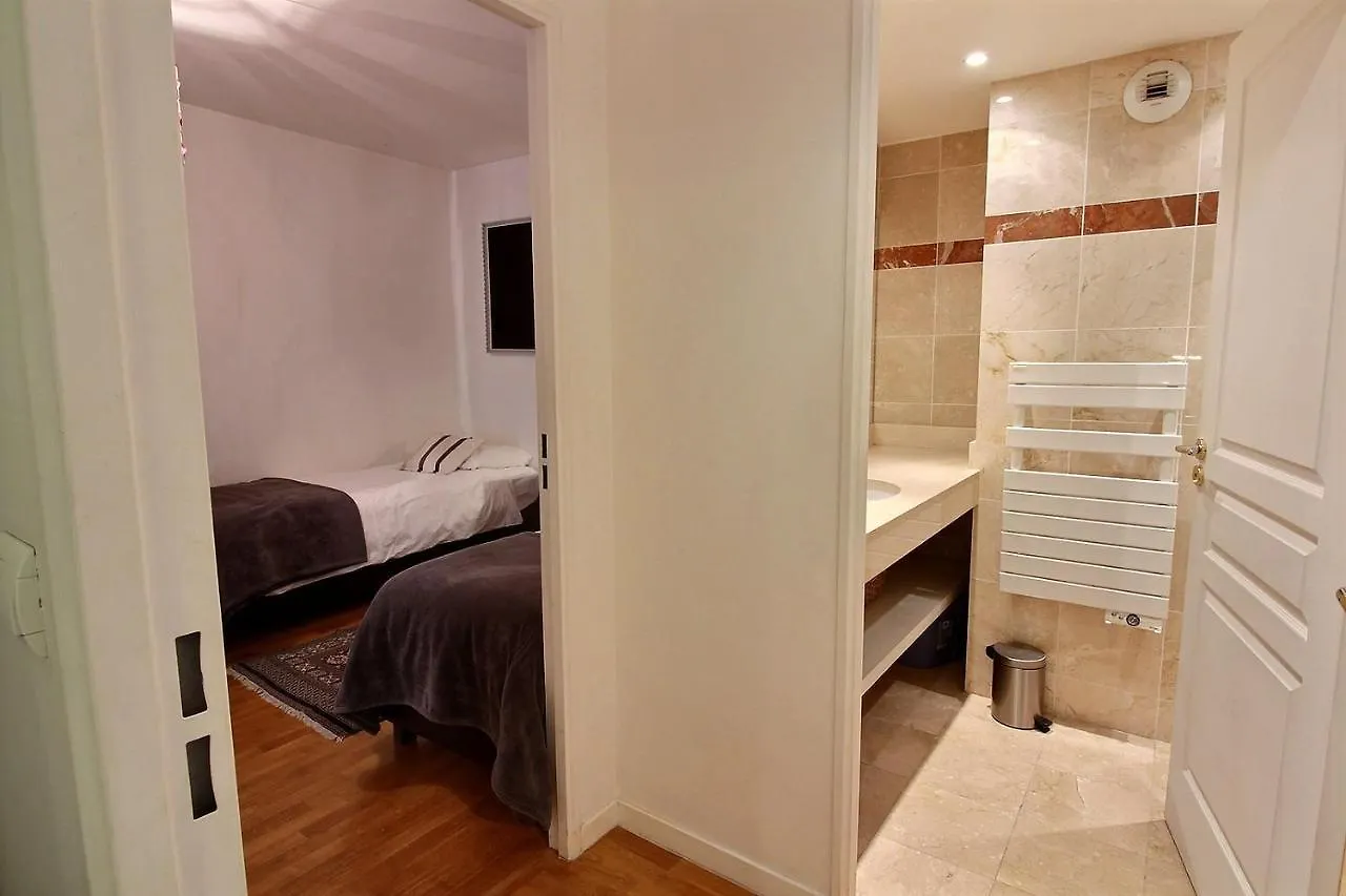 217361 - 6 Personnes A Lägenhet Paris